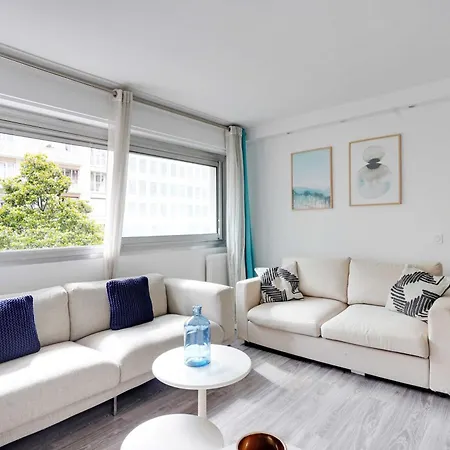 Magnificent - 2br-6p - * Levallois-Perret